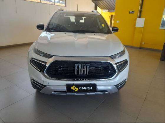 FIAT TORO 2.0 16V TURBO DIESEL VOLCANO 4WD AT9